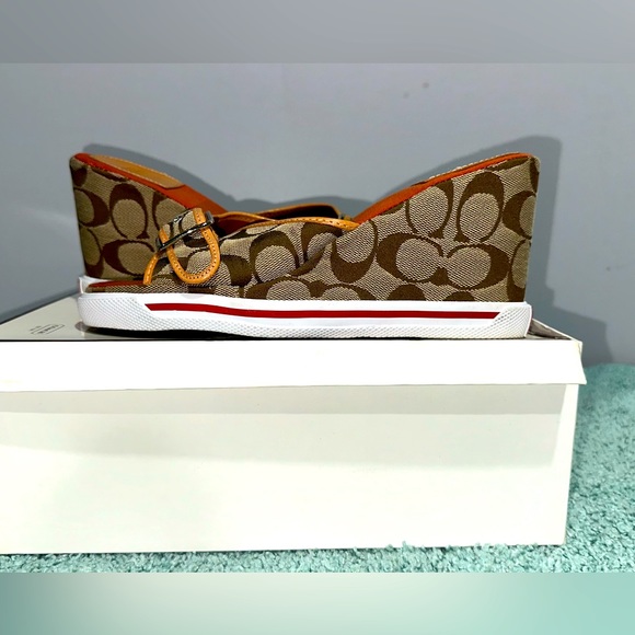 Coach Alyssa woman’s Size 9.5 Sandals slip on wedge ladies sandal with box - Picture 2 of 5